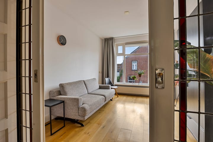 Foto 28 van Molenstraat 92