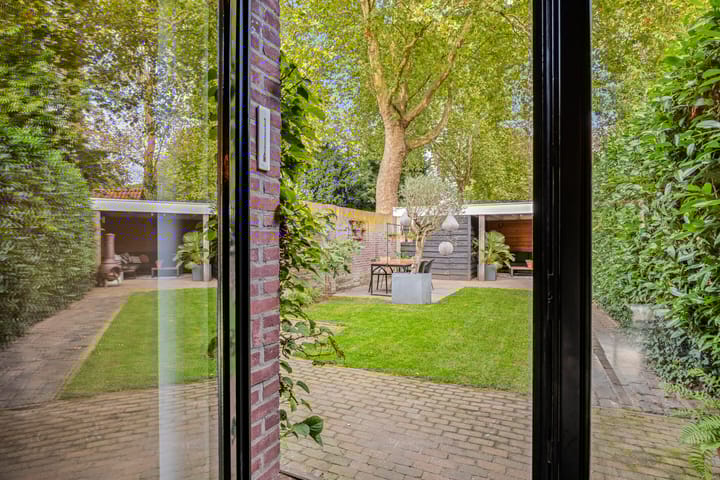 Foto 16 van Molenstraat 92