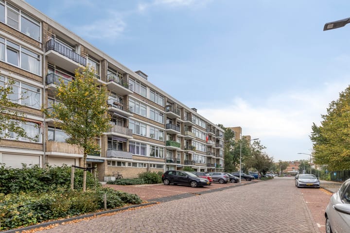 Photo 5 of Bachstraat 514