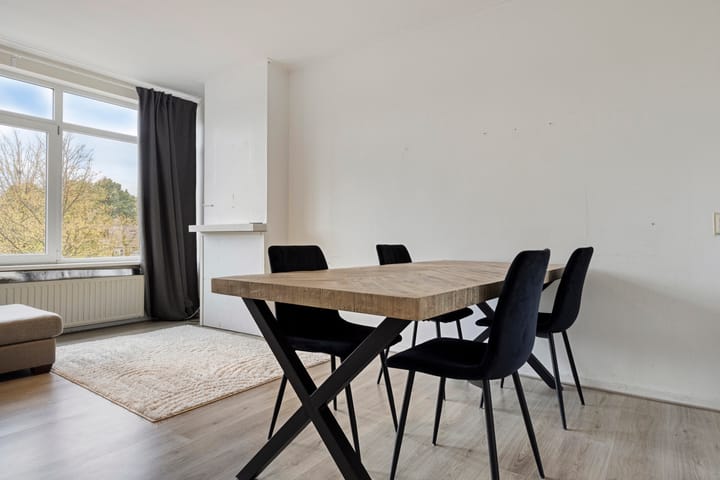 Photo 9 of Bachstraat 514