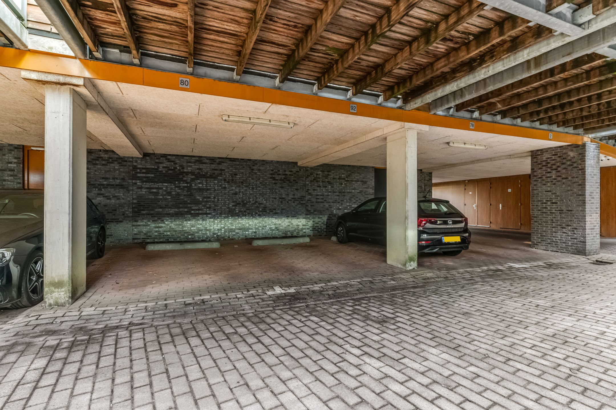 Foto 21 van Buitenhof 92