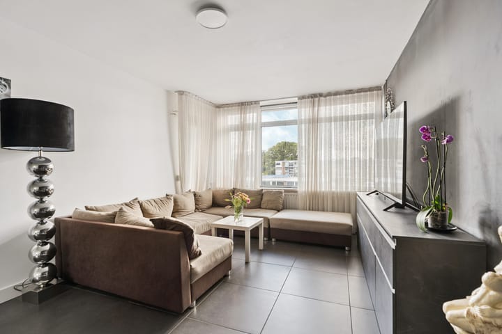 Foto 14 van Newtonstraat 71