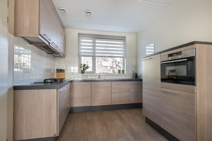 Photo 4 of Dorpsstraat 76