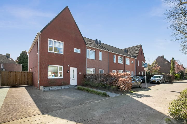 Photo 6 of Dorpsstraat 76