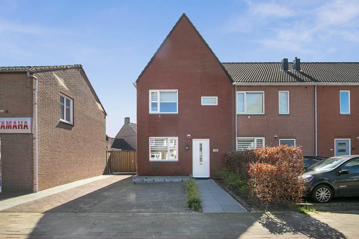 Photo 10 of Dorpsstraat 76