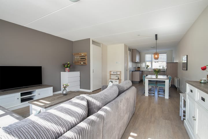 Photo 16 of Dorpsstraat 76