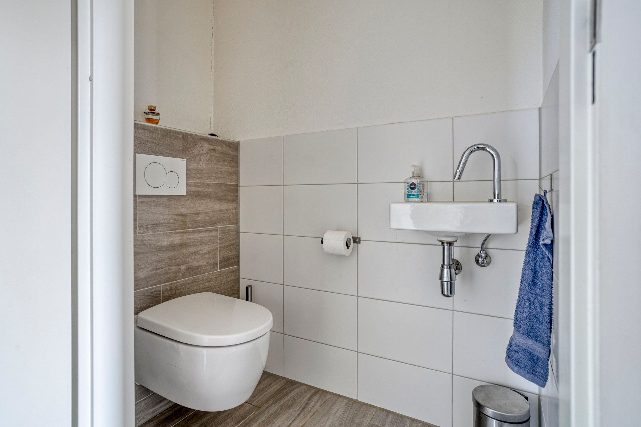 Photo 9 of Korenbloem 14