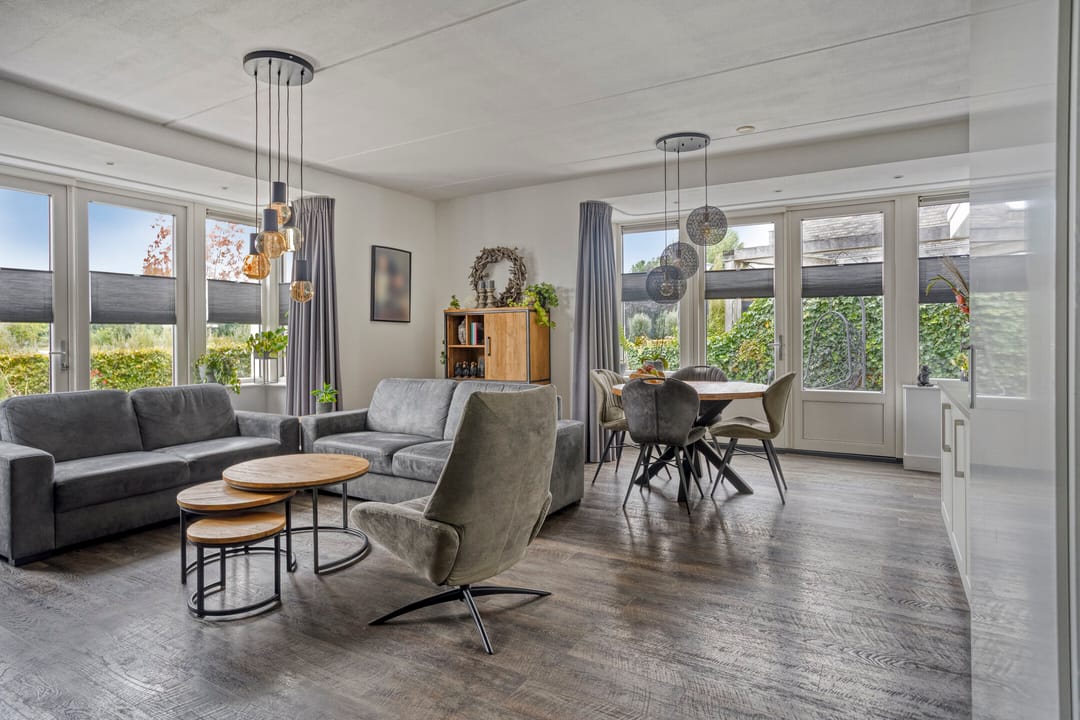 Photo 11 of Korenbloem 14