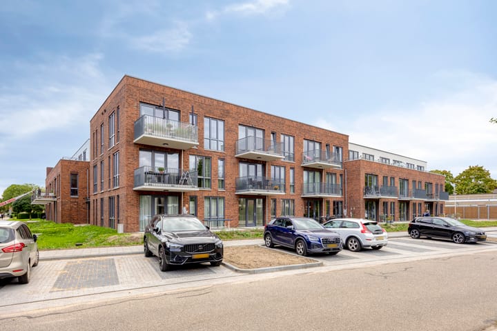 Photo 5 of Hyacintenstraat 25-A3