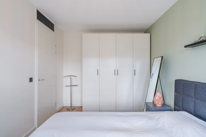 Photo 31 of Nova Zembla 23