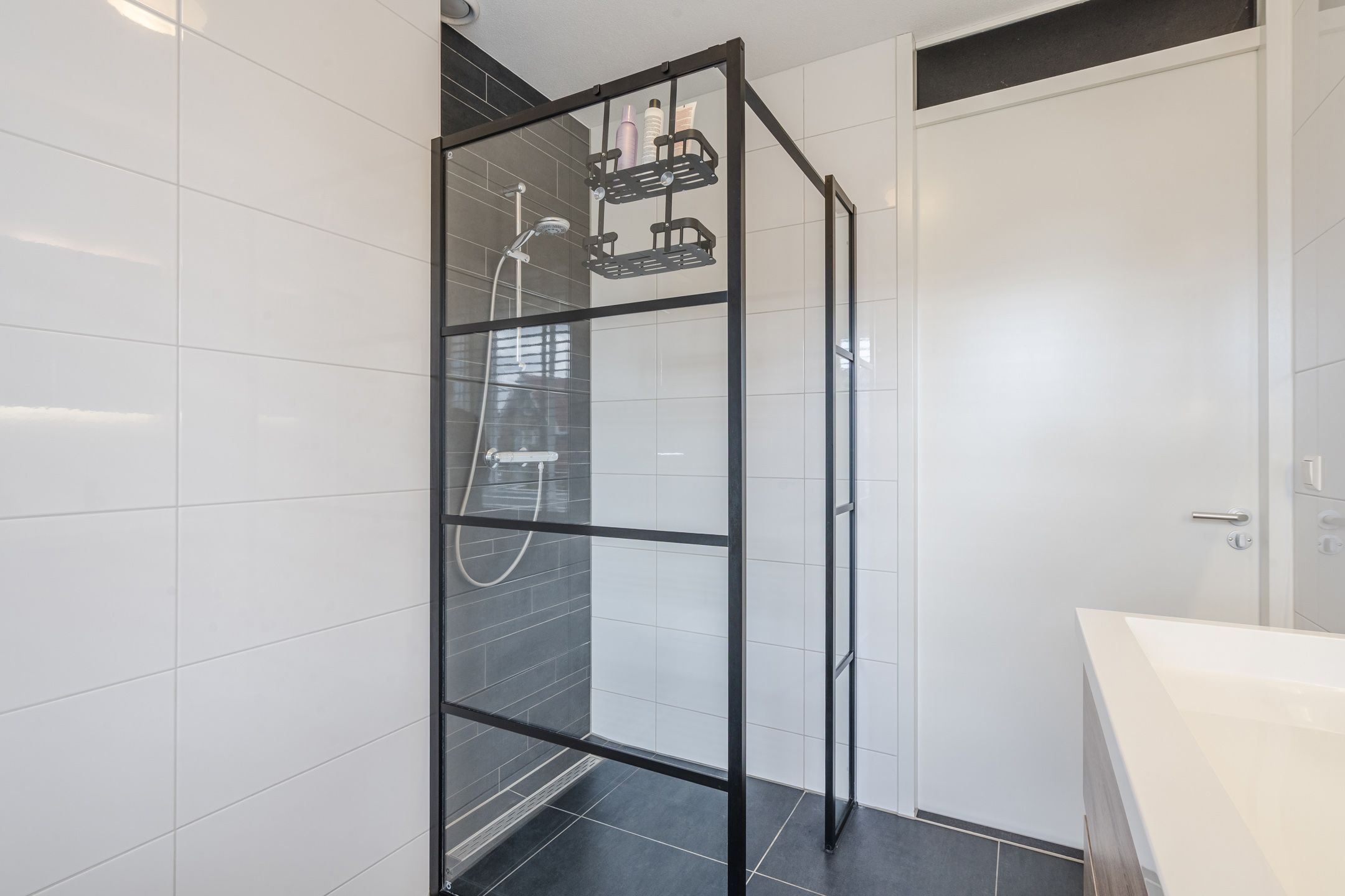 Foto 33 van Nova Zembla 23