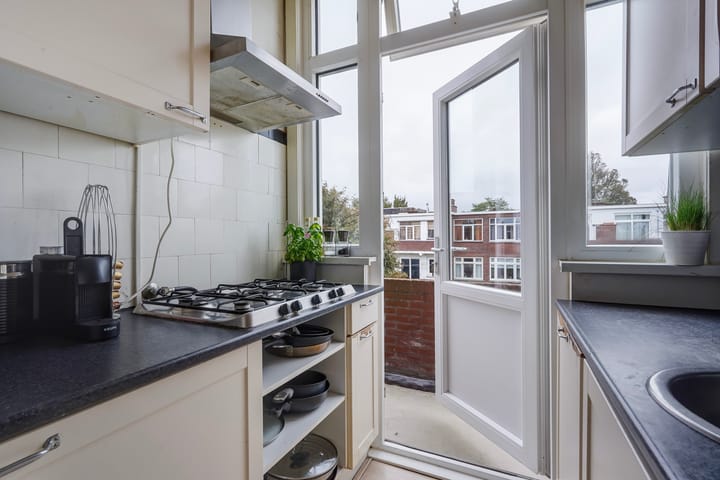 Photo 25 of Perenstraat 188