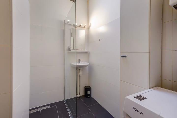 Photo 34 of Perenstraat 188