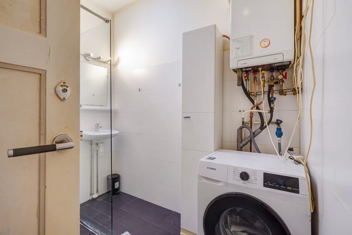 Photo 35 of Perenstraat 188