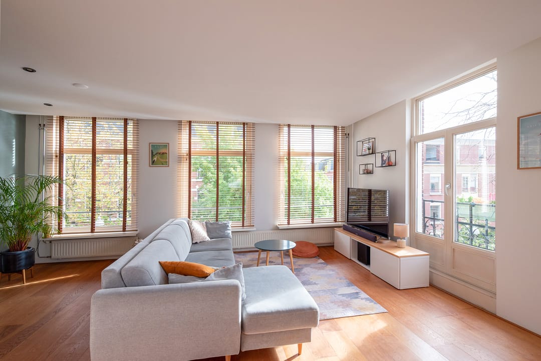 Photo 17 of Fannius Scholtenstraat 10-C