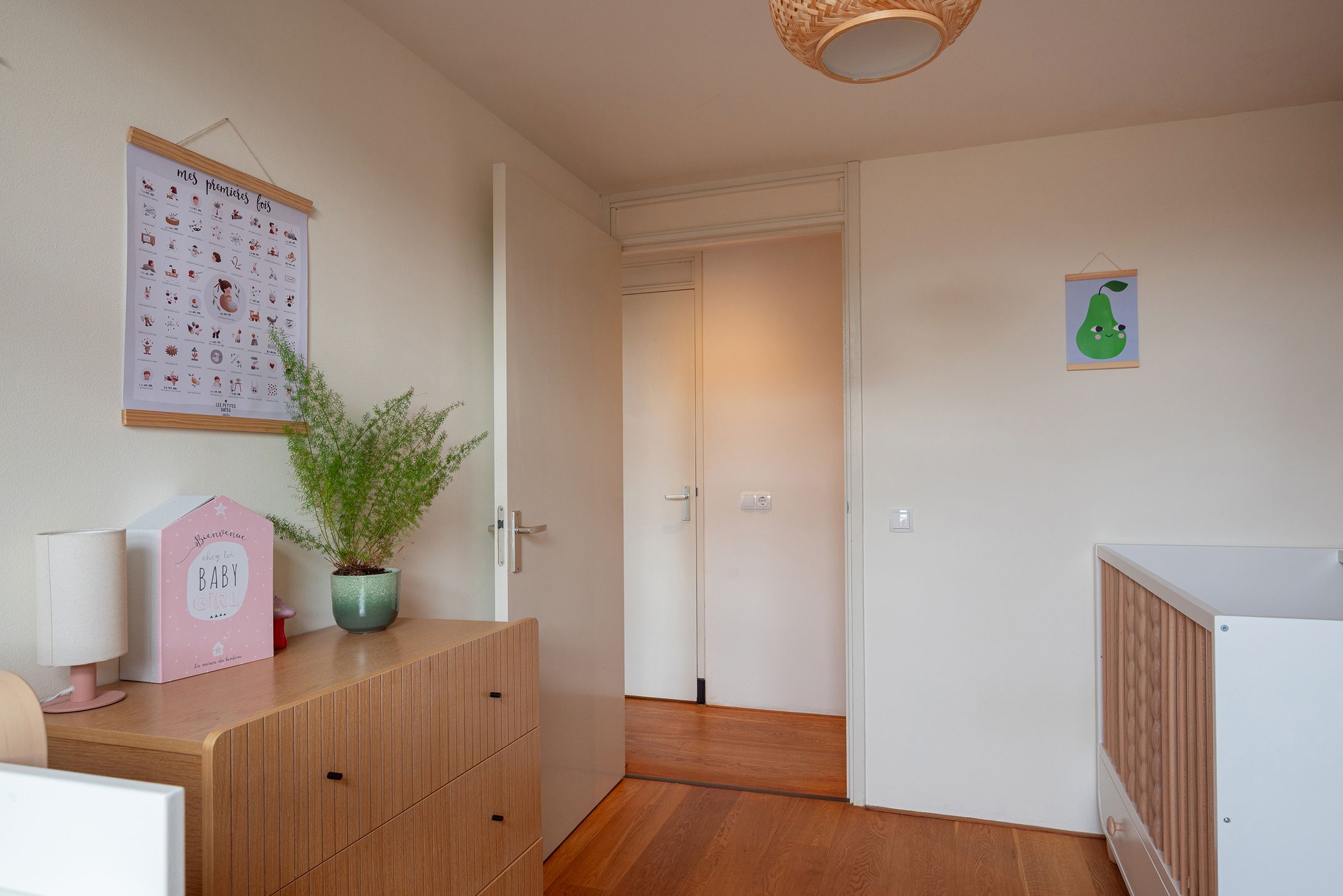 Photo 24 of Fannius Scholtenstraat 10-C