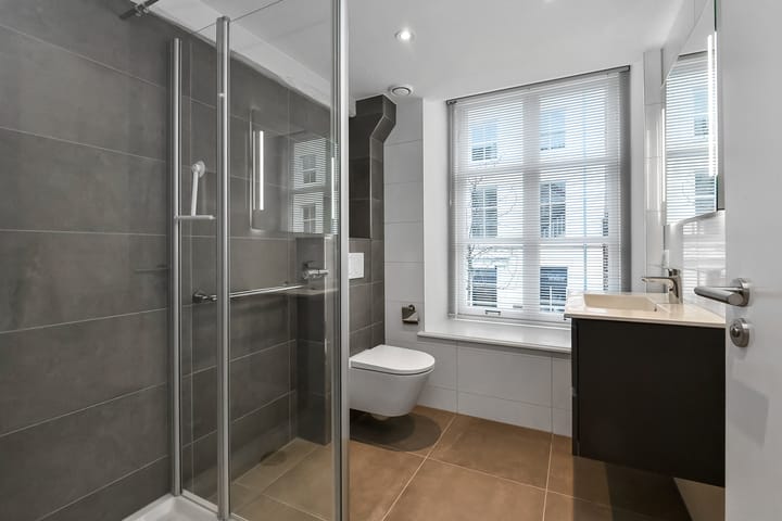 Photo 13 of Pauwstraat 8-10