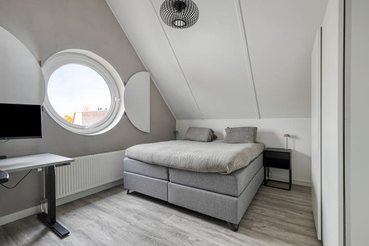 Foto 16 van Middelstraat 10