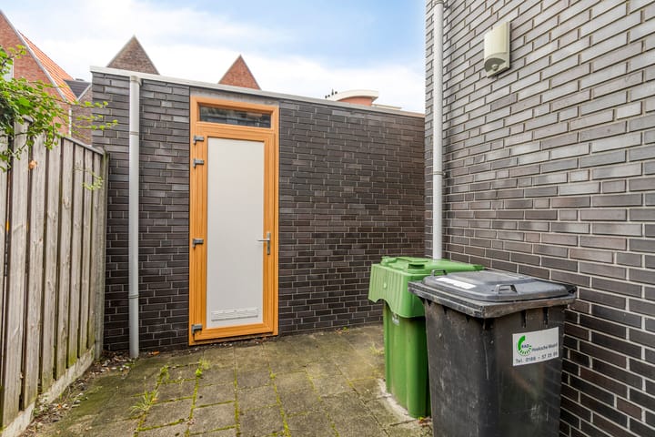 Foto 23 van Middelstraat 10