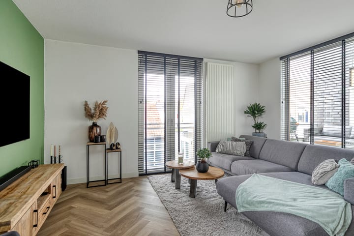 Foto 6 van Middelstraat 10