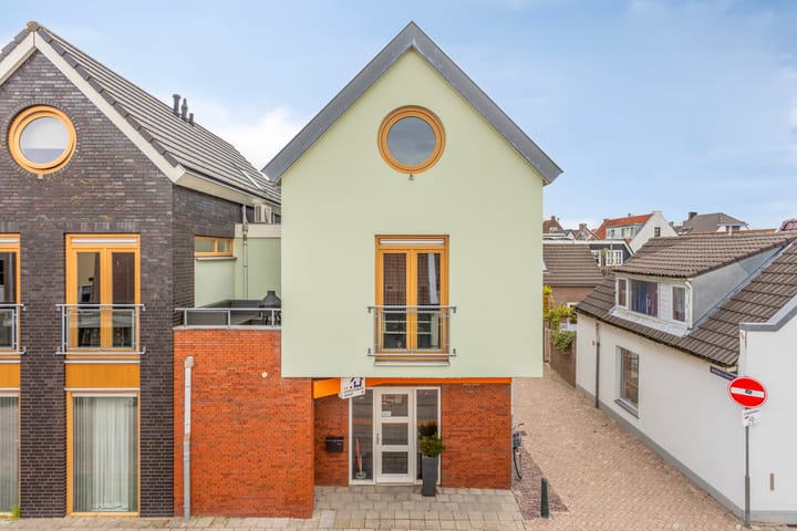 Foto 25 van Middelstraat 10