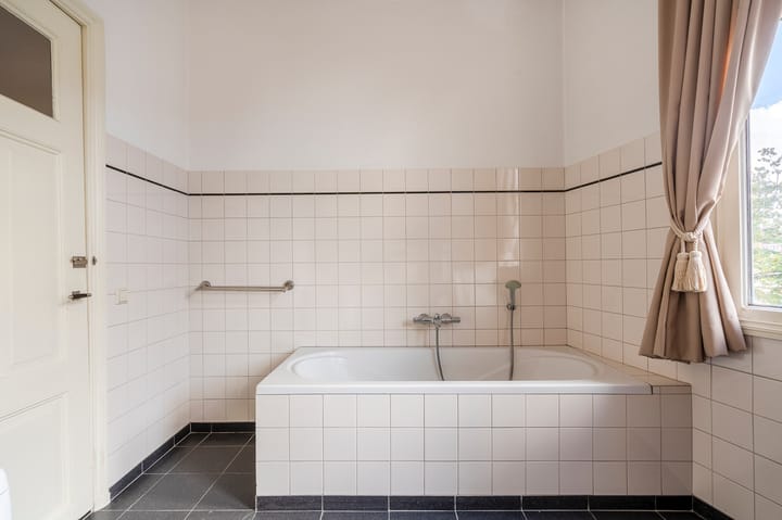 Foto 29 van Frederik Hendriklaan 148