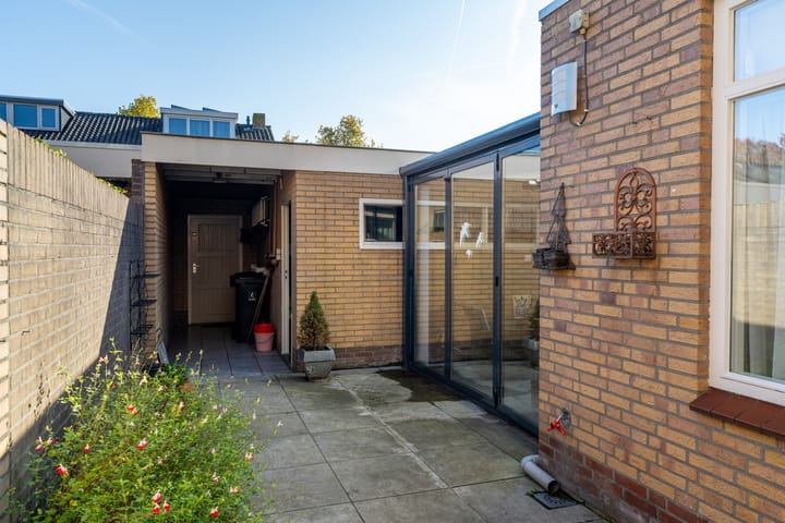 Photo 5 of Kastanjestraat 17