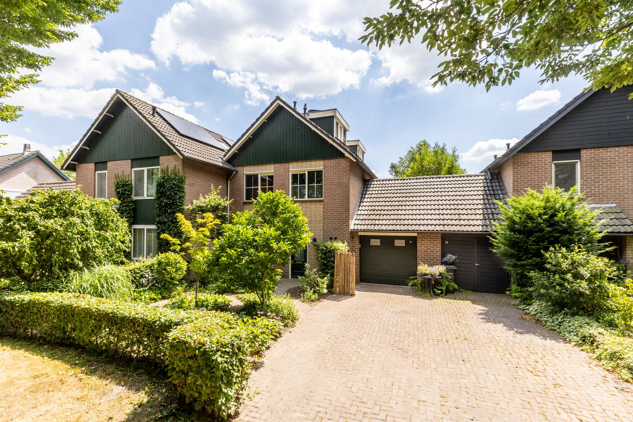 Burg. Van de Venstraat 15