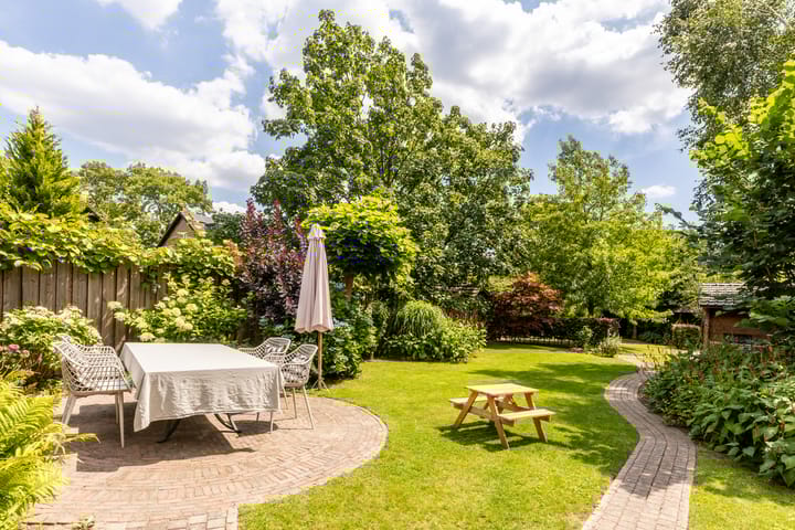 Photo 2 of Burg. Van de Venstraat 15