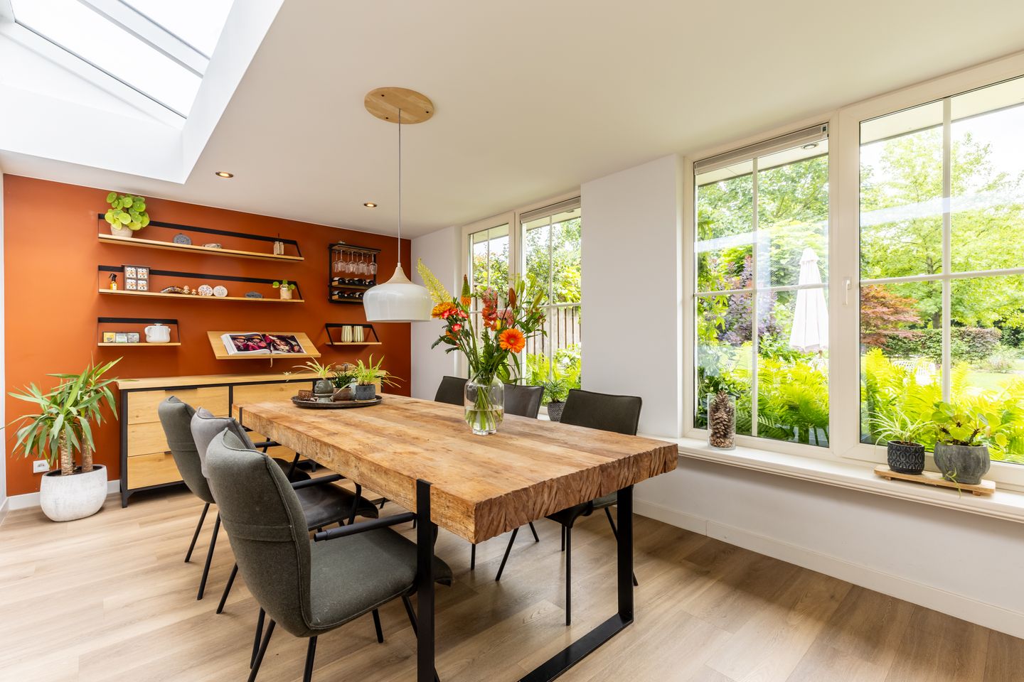 Photo 5 of Burg. Van de Venstraat 15