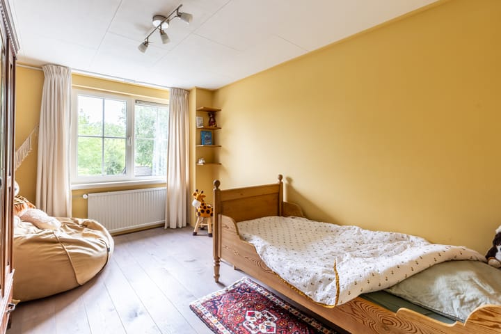 Photo 17 of Burg. Van de Venstraat 15