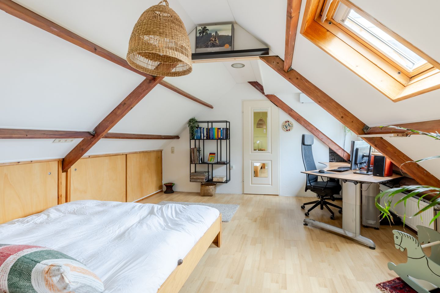 Photo 25 of Burg. Van de Venstraat 15