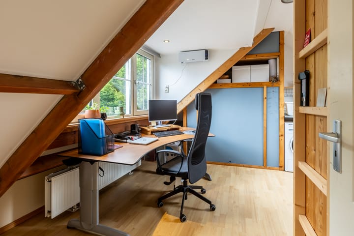 Photo 28 of Burg. Van de Venstraat 15