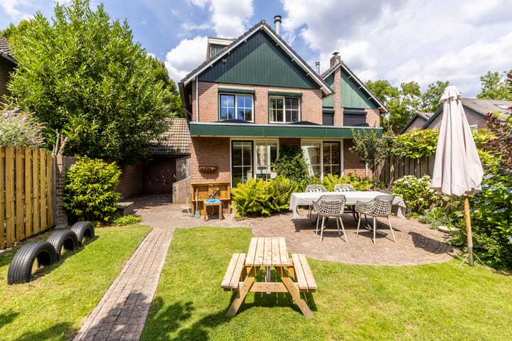 Photo 31 of Burg. Van de Venstraat 15