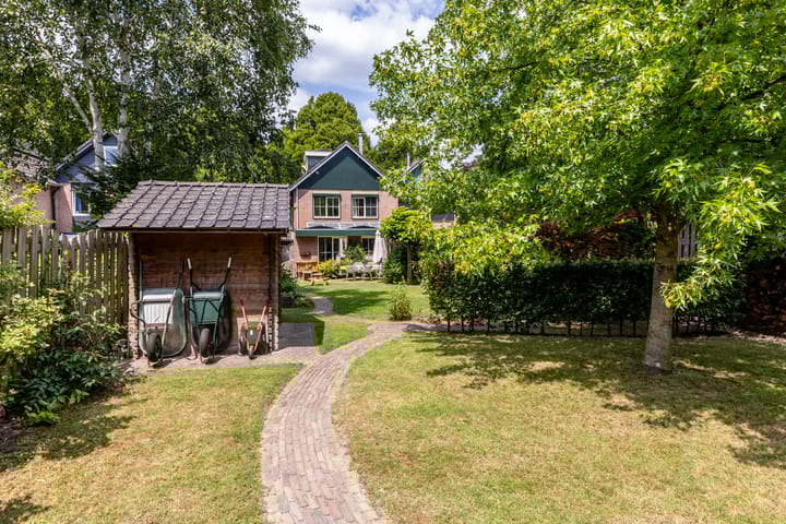 Photo 32 of Burg. Van de Venstraat 15