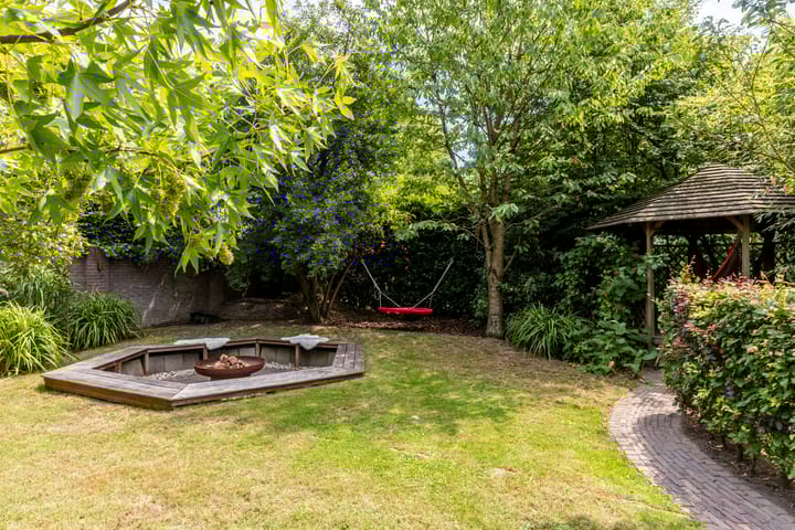 Photo 39 of Burg. Van de Venstraat 15