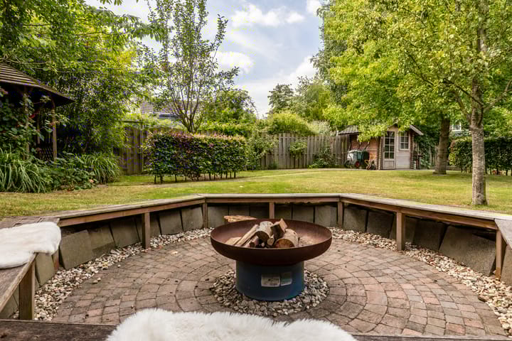 Photo 43 of Burg. Van de Venstraat 15