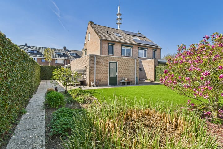 Foto 4 van Emmalaan 9