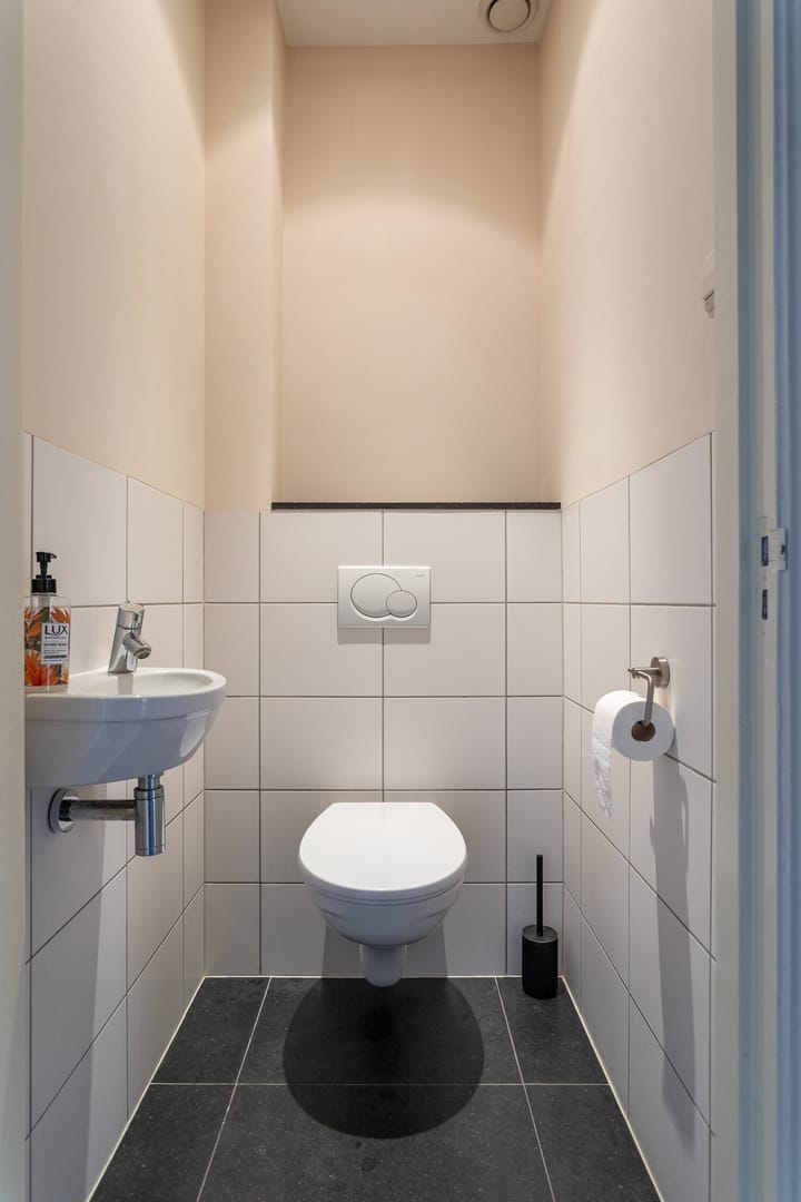 Photo 17 of Jozef Israëlsplein 4