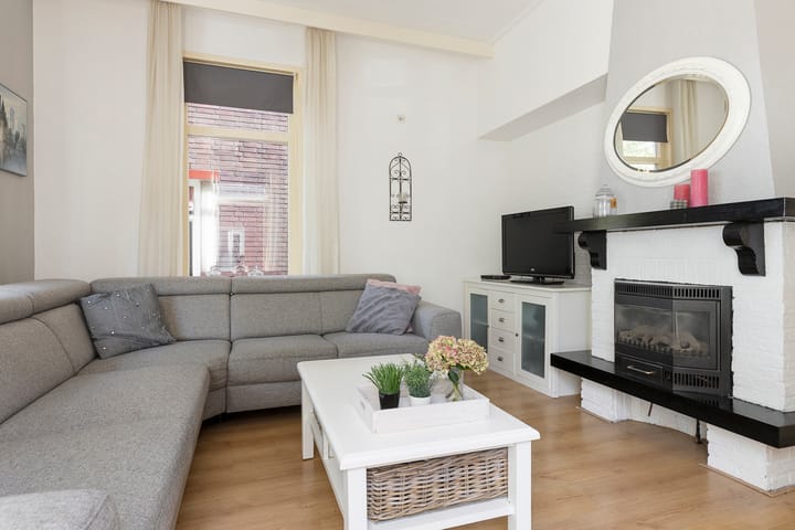 Photo 6 of Viaductstraat 21