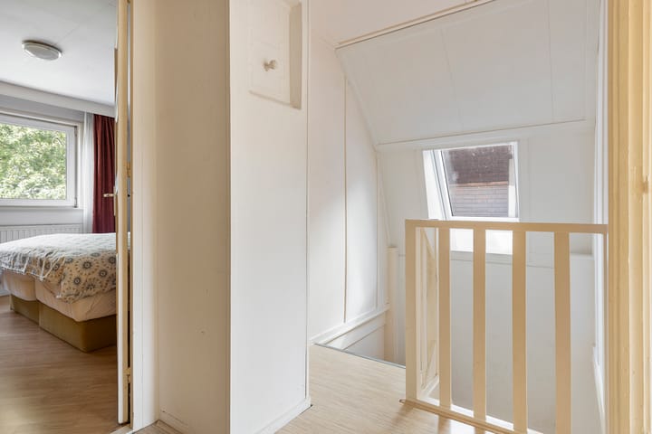 Photo 18 of Viaductstraat 21