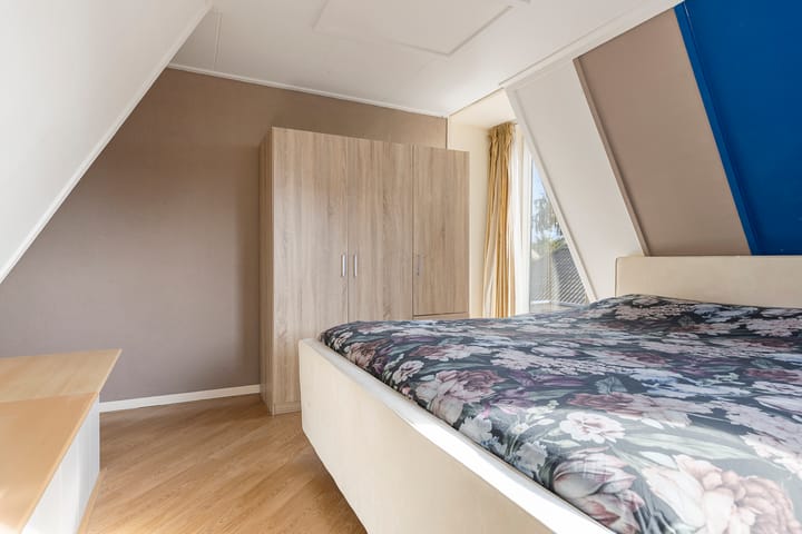 Photo 23 of Viaductstraat 21