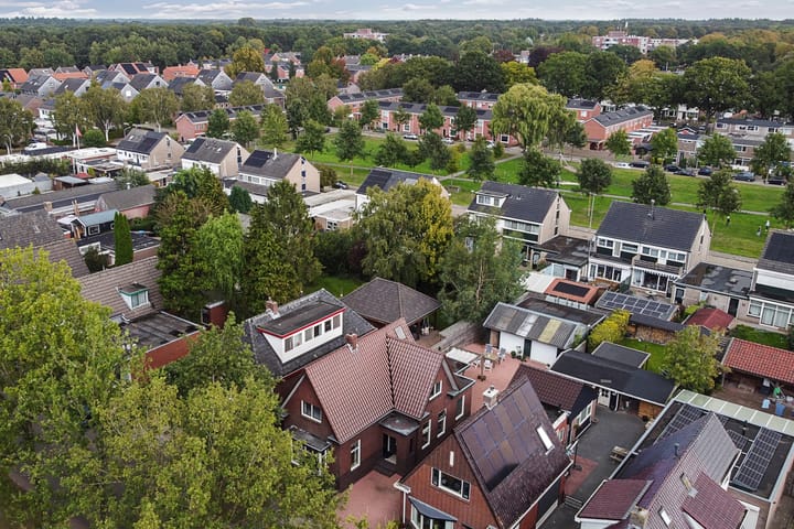 Photo 34 of Viaductstraat 21