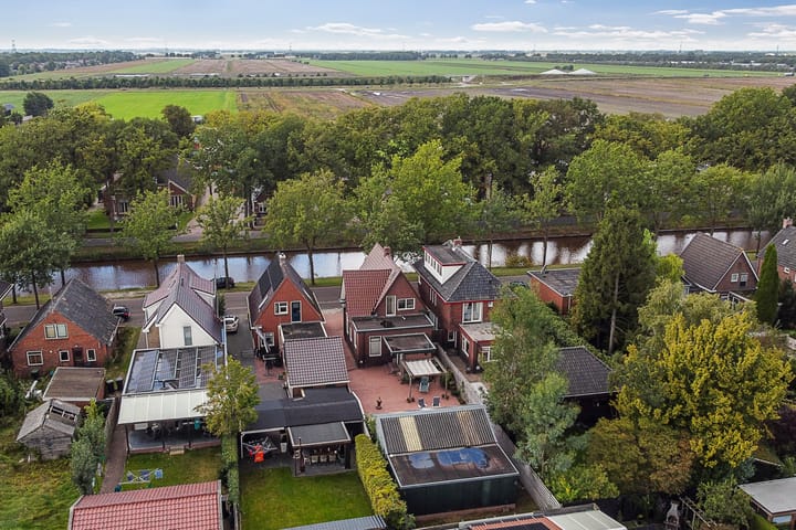 Photo 36 of Viaductstraat 21