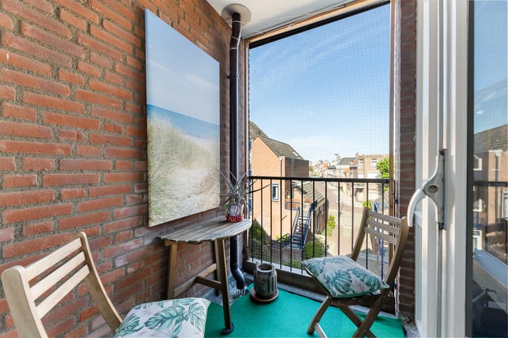 Foto 13 van Van Dishoeckstraat 126