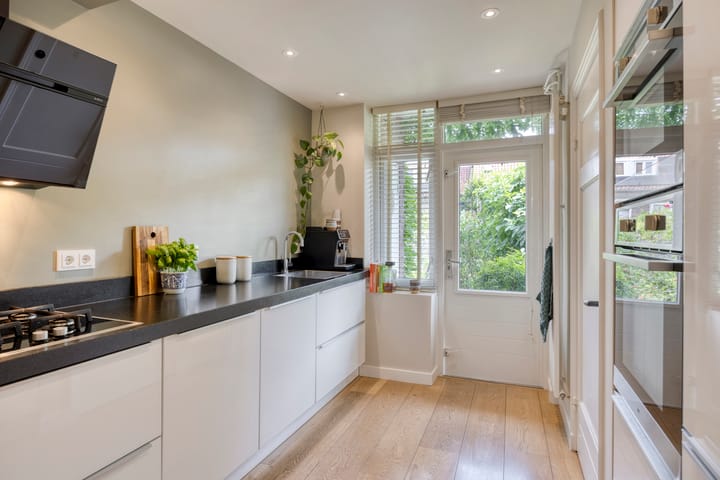 Foto 4 van Jacob van Ruysdaelstraat 49