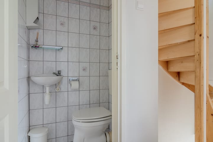 Photo 21 of Aletta Jacobslaan 36