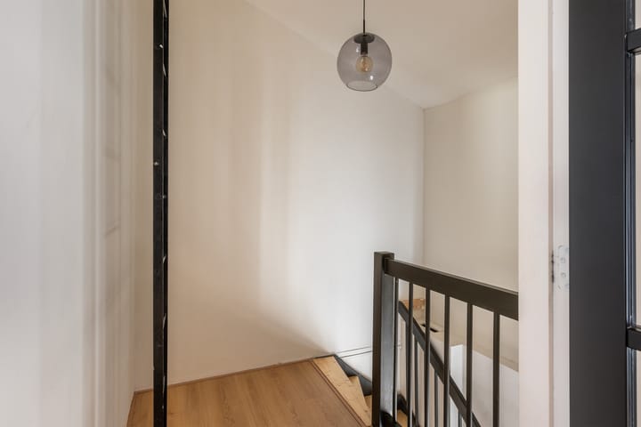 Foto 9 van Vriendschapsplein 1-B