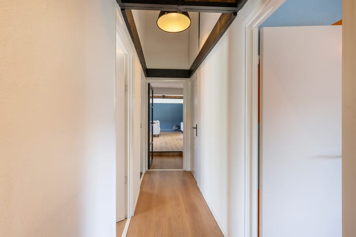 Foto 11 van Vriendschapsplein 1-B