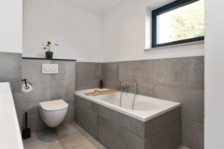 Photo 23 of Veldstraat 48